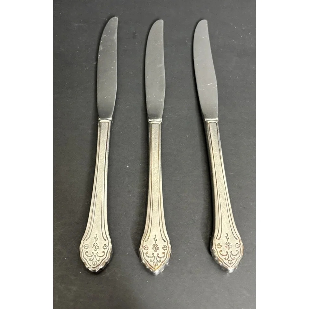 3 Oneida Profile Lakewood Dinner Knives 9